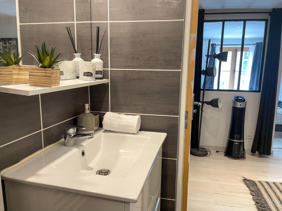 Magnifique Logement Au Pied Du Chateau Blois Esterno foto
