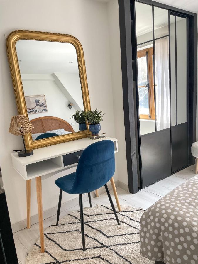 Magnifique Logement Au Pied Du Chateau Blois Esterno foto