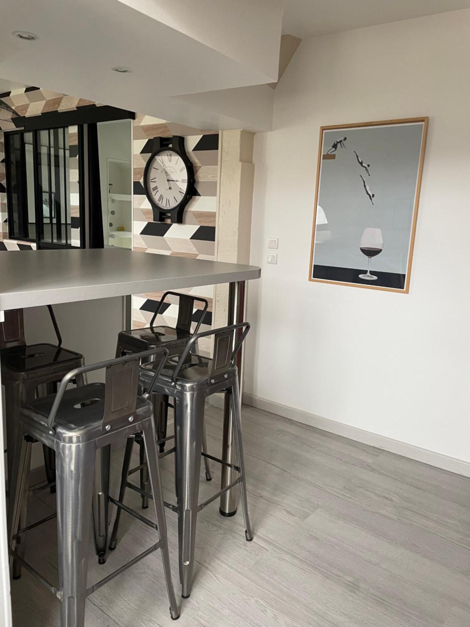 Magnifique Logement Au Pied Du Chateau Blois Esterno foto